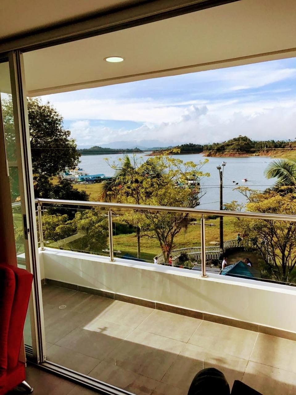 Aptos Vista Al Embalse, Frente Al Lago, Restaurantes, Bares Guatapé Kamer foto