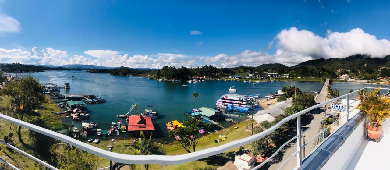 Aptos Vista Al Embalse, Frente Al Lago, Restaurantes, Bares Guatapé Buitenkant foto